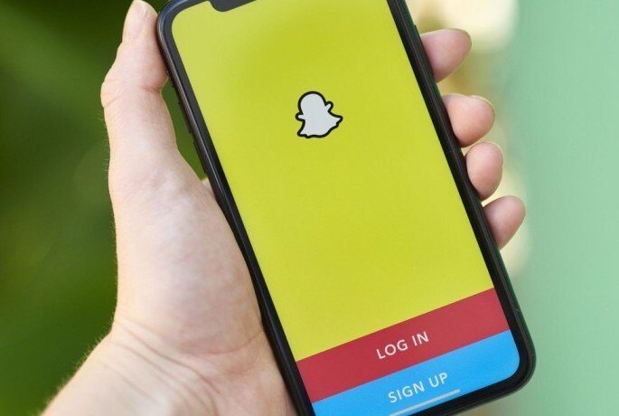 SNAPCHAT (1) (1) Snapchat