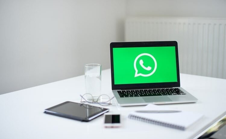 shutterstock_1473931058-min whatsapp